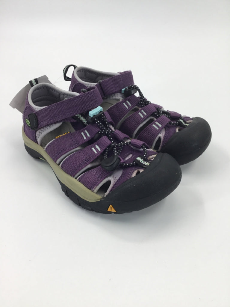 Keen Child Size 1 Youth Purple Sandals/Flip Flops