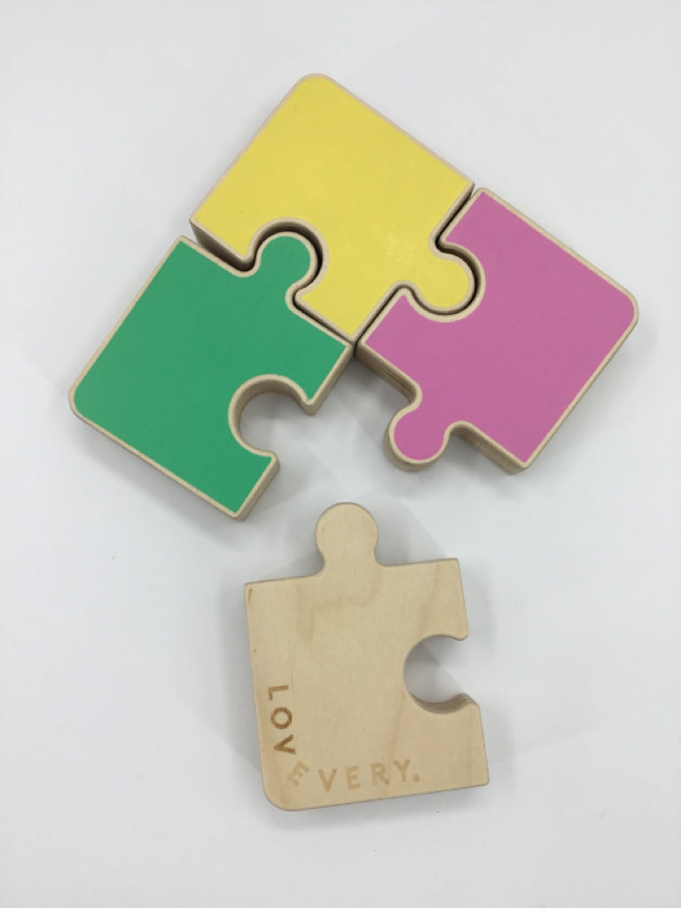 Lovevery Chunky Wooden Puzzle - 4 pcs