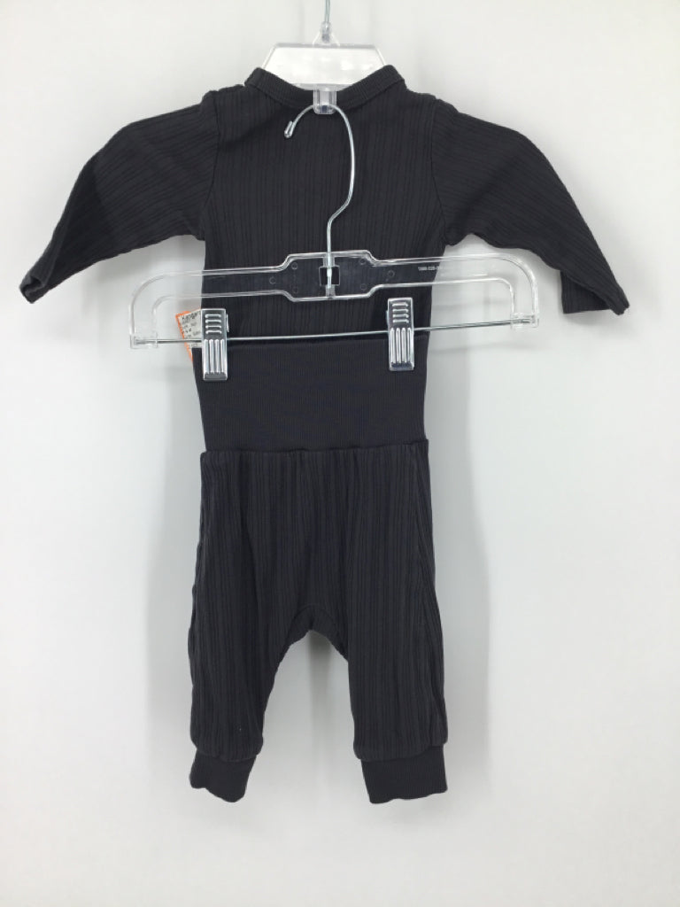 H & M Child Size Newborn Gray Solid Outfit - boys