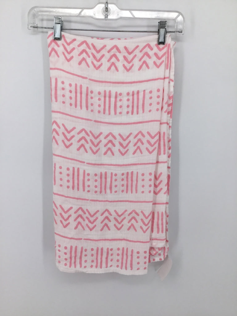 Spearmint Love Pink Print Blanket