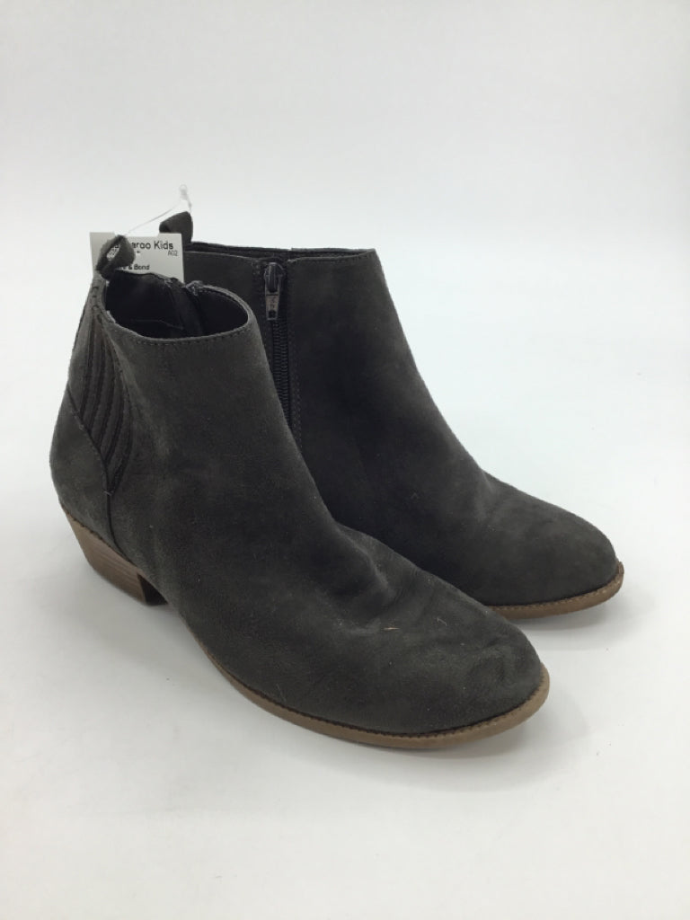 Treasure & Bond Child Size 4 Youth Gray Boots