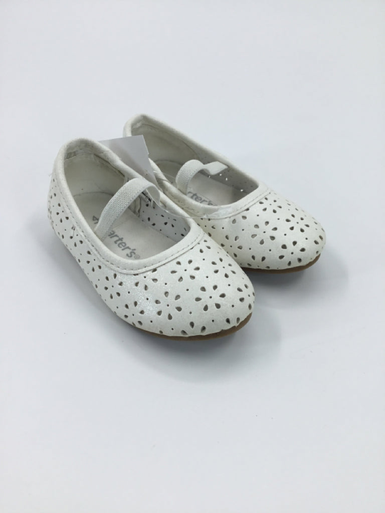 Carter's Child Size 4 Toddler White Dress Shoes