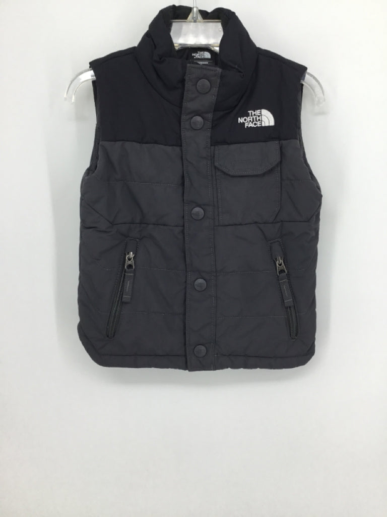 The North Face Child Size 2 Black Solid Outerwear - boys