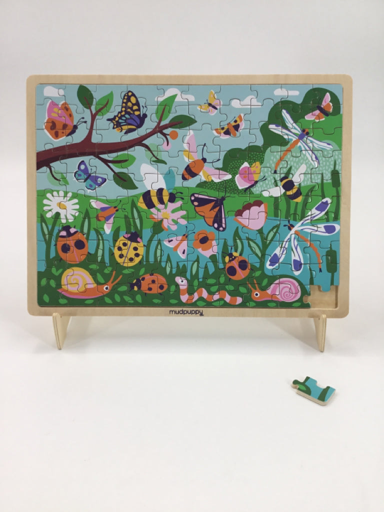 mudpuppy Creatures Jigsaw Puzzle with stand