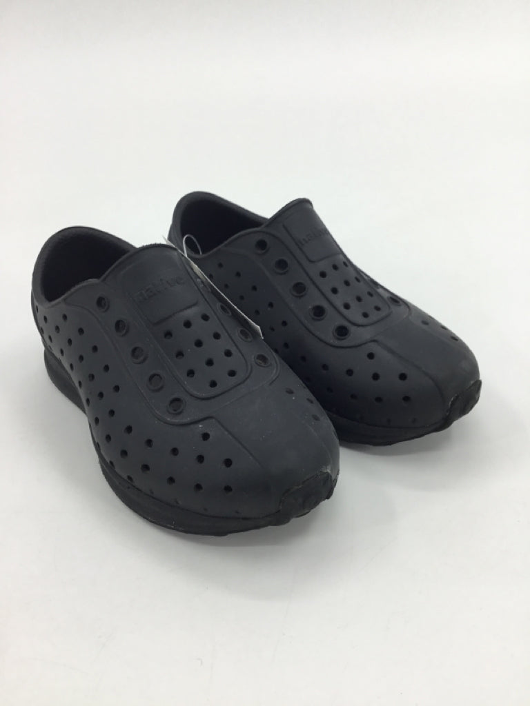 Native Child Size 9 Toddler Black Sandals/Flip Flops