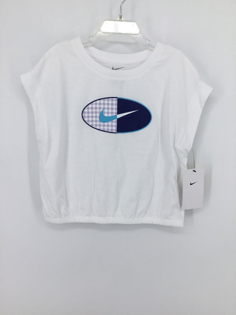 Nike Child Size 5 White Shirt - girls