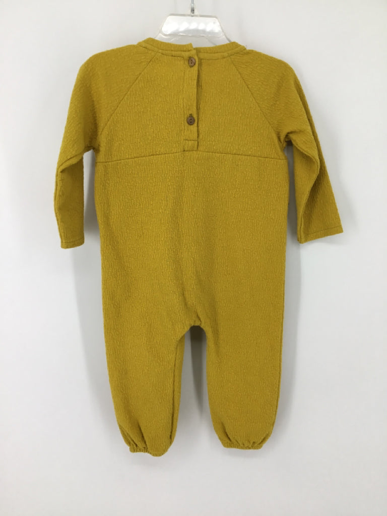Zara Child Size 12-18 Months Yellow Outfit - girls