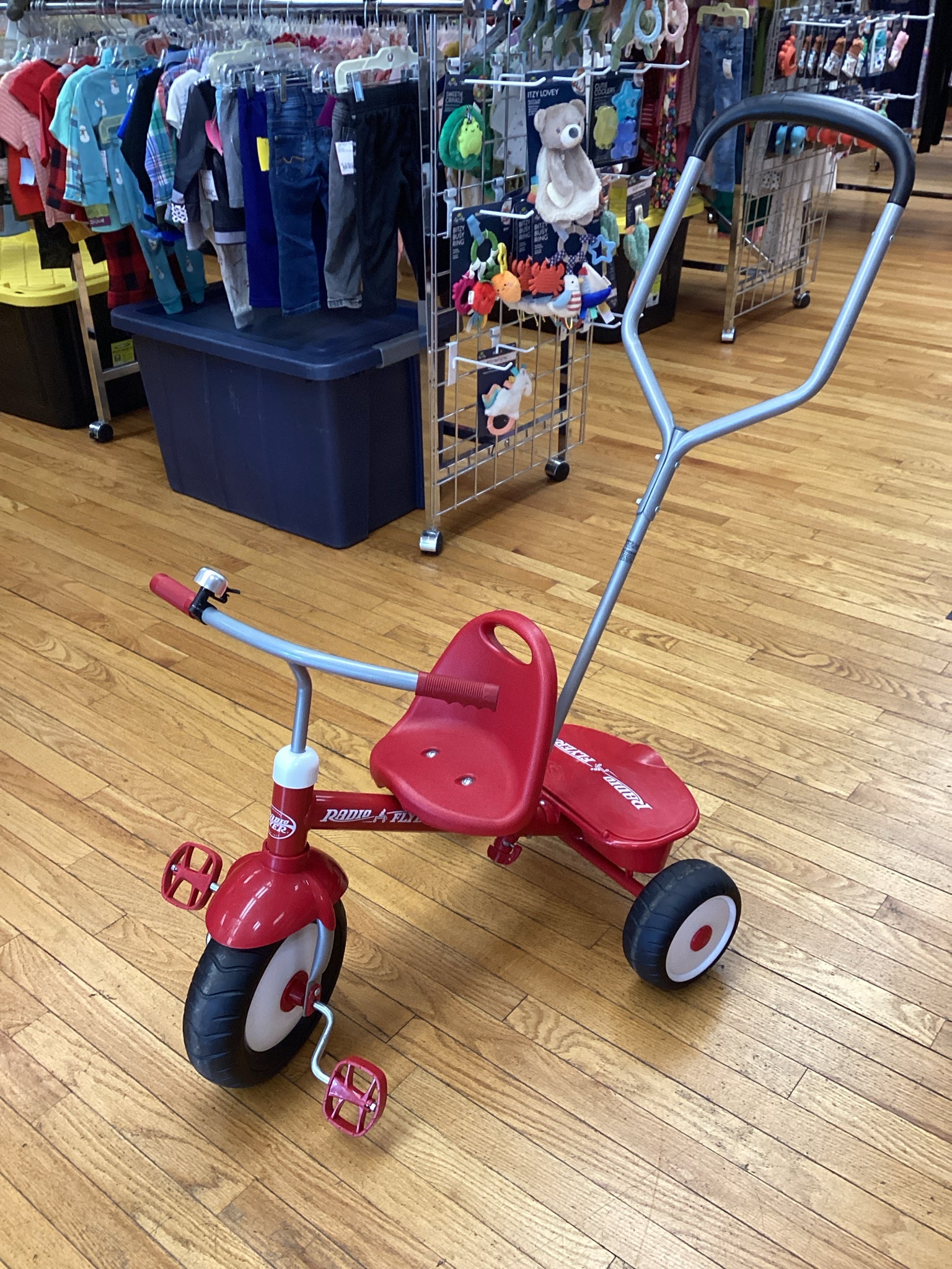Radio Flyer Deluxe Steer & Stroll Trike