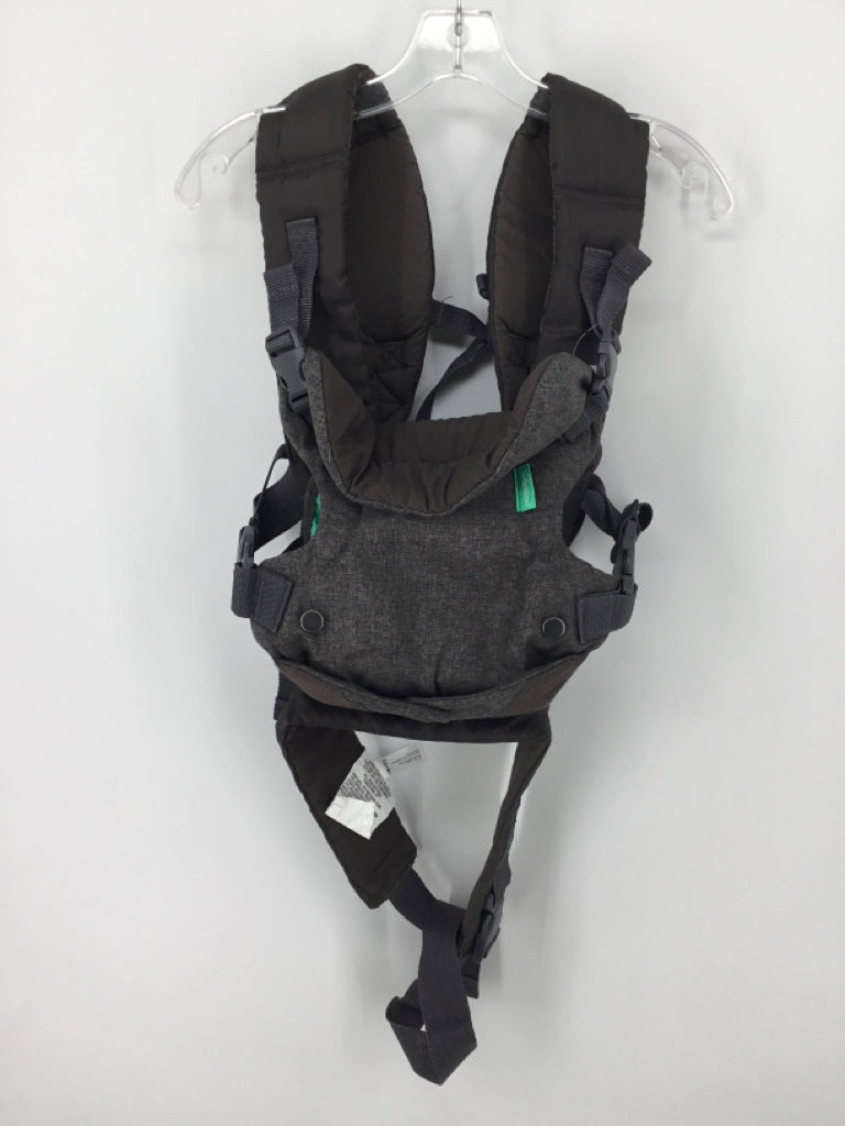 Infantino Flip 4-In-1 Convertible Carrier
