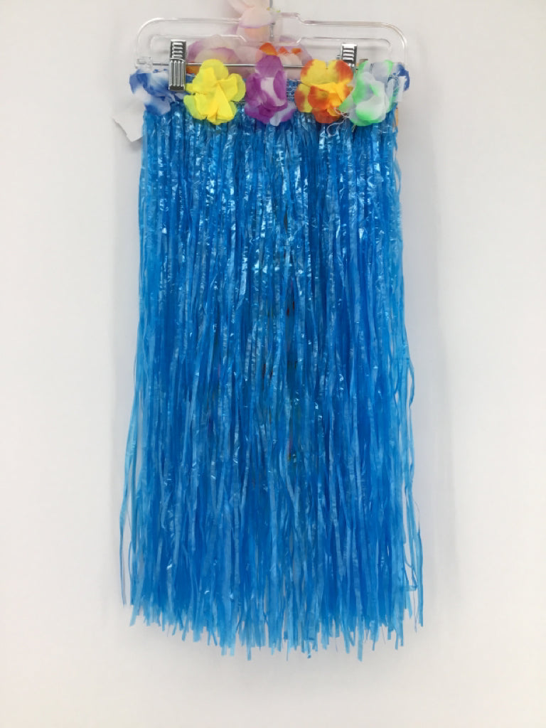 Child Size 5 Blue Hulu Skirt, Lei & Flower Barrette Clip Halloween Costume