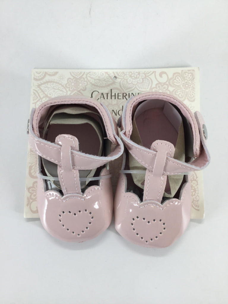 Catherine Malandrino Child Size 2 Toddler Pink Baby/Walker Shoes