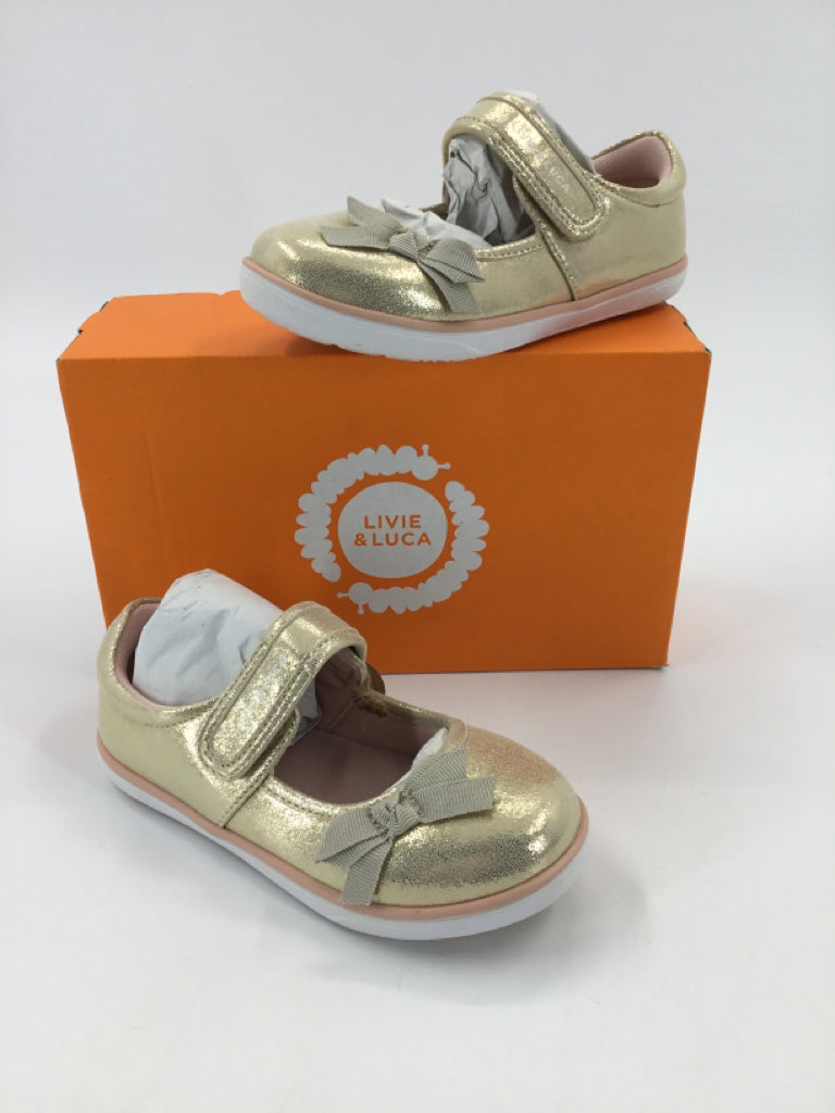 Livie & Luca River Child Size 11 Gold Sneakers