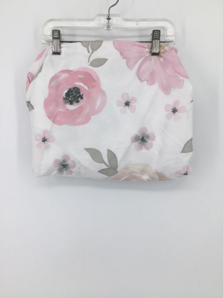Sweet JoJo Pink Crib Sheet