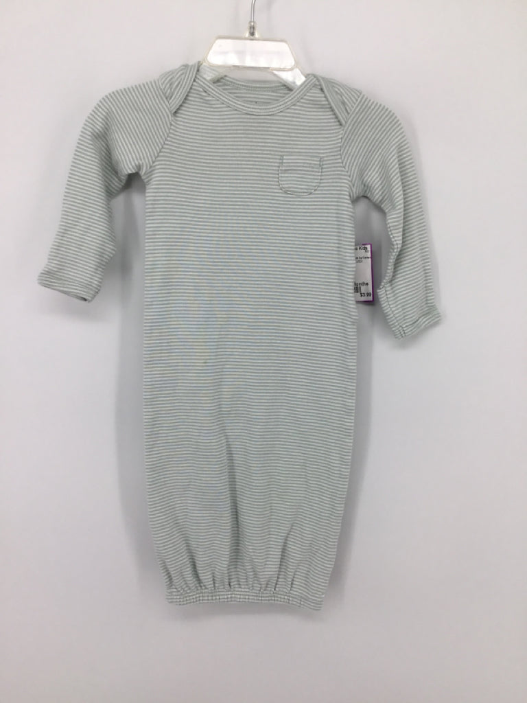 Simple Joys made by Carters Child Size 0-3 Months Green Sleepers