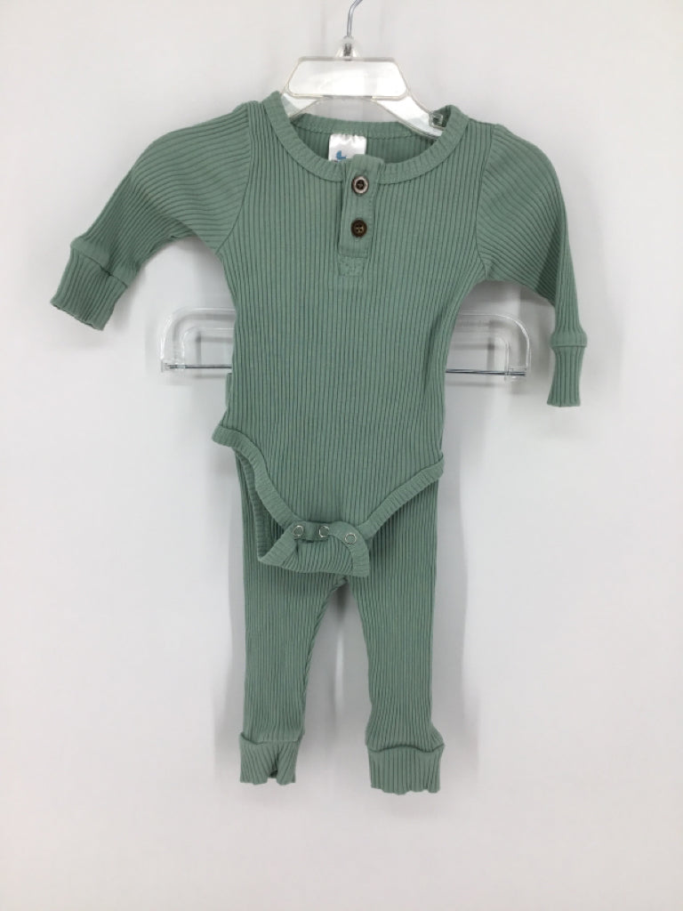 Little One Shop Child Size 6 Months Green Solid Outfit - boys