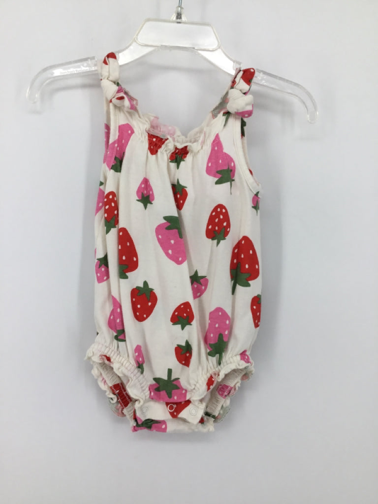 Old Navy Child Size 6-12 Months White Outfit - girls