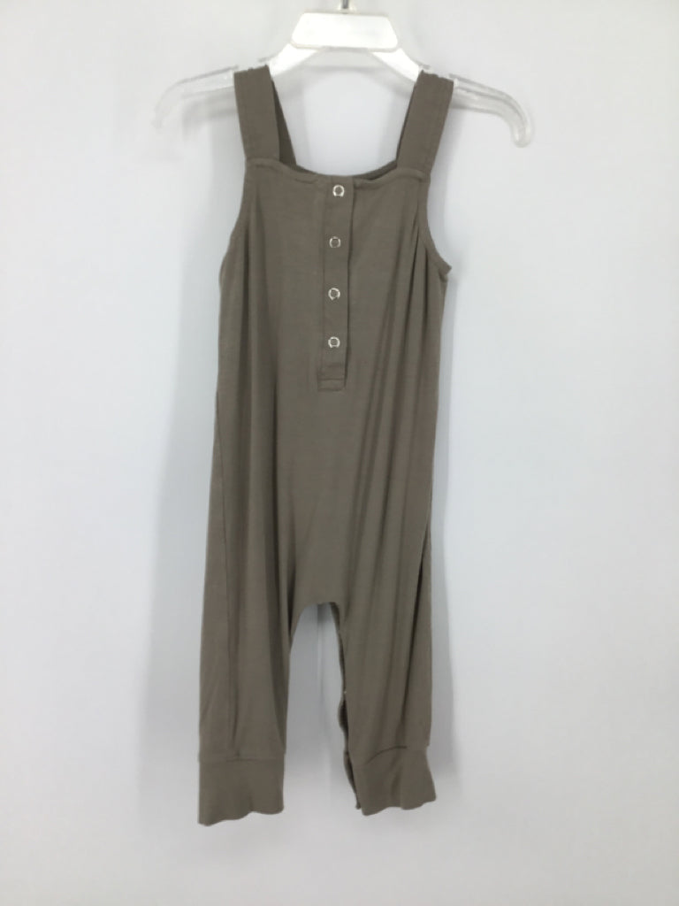 Kate Quinn Organics Child Size 12-18 Months Tan Solid Outfit - boys