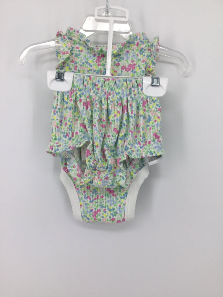 Baby Gap Child Size 0-3 Months Multi-Color Outfit - girls