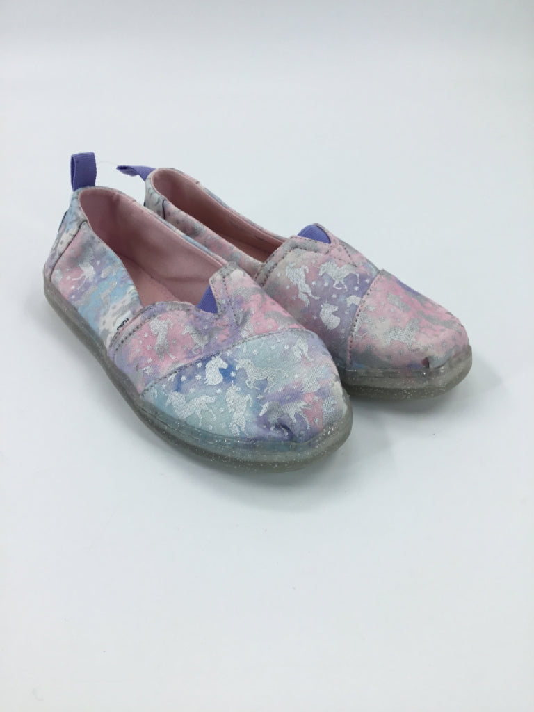 Toms Child Size 3 Youth Pink Sneakers