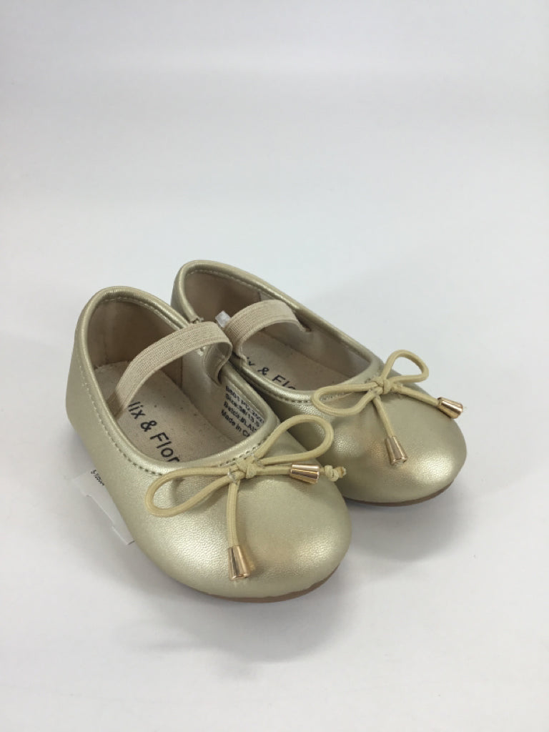 Felix & Flora Child Size 5 Toddler Gold Dress Shoes