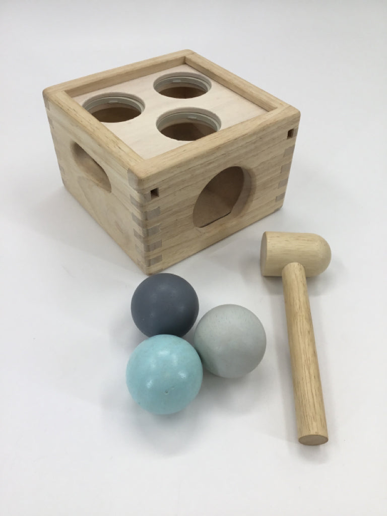 Plan Toys Punch & Drop - Orchard