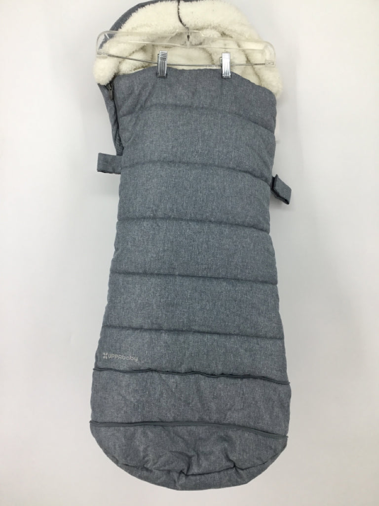 UppaBaby Gray Cozy Ganoosh Stroller Footmuff