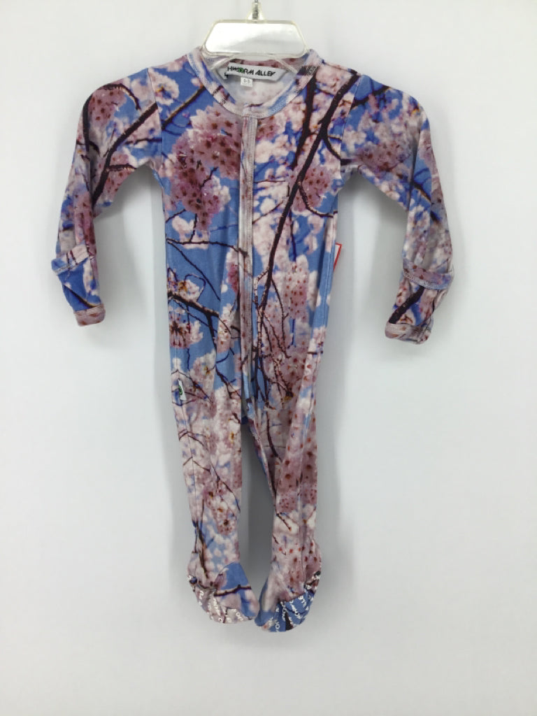 Inchworm Alley Child Size 0-3 Months Multi-Color Sleepers