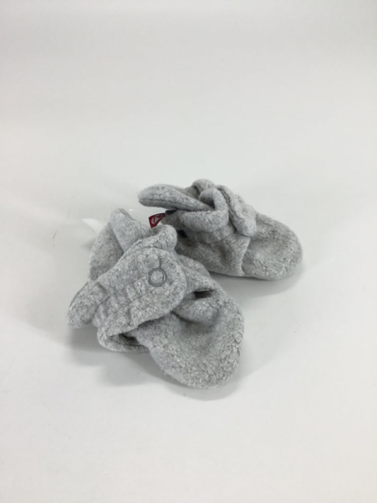 Zutano Child Size 2 Toddler Gray Baby/Walker Shoes