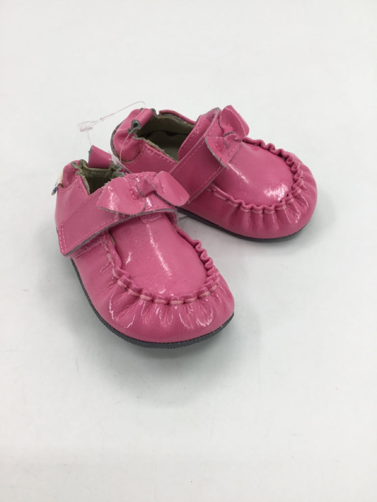 Robeez Child Size 2 Toddler Pink Dress Shoes