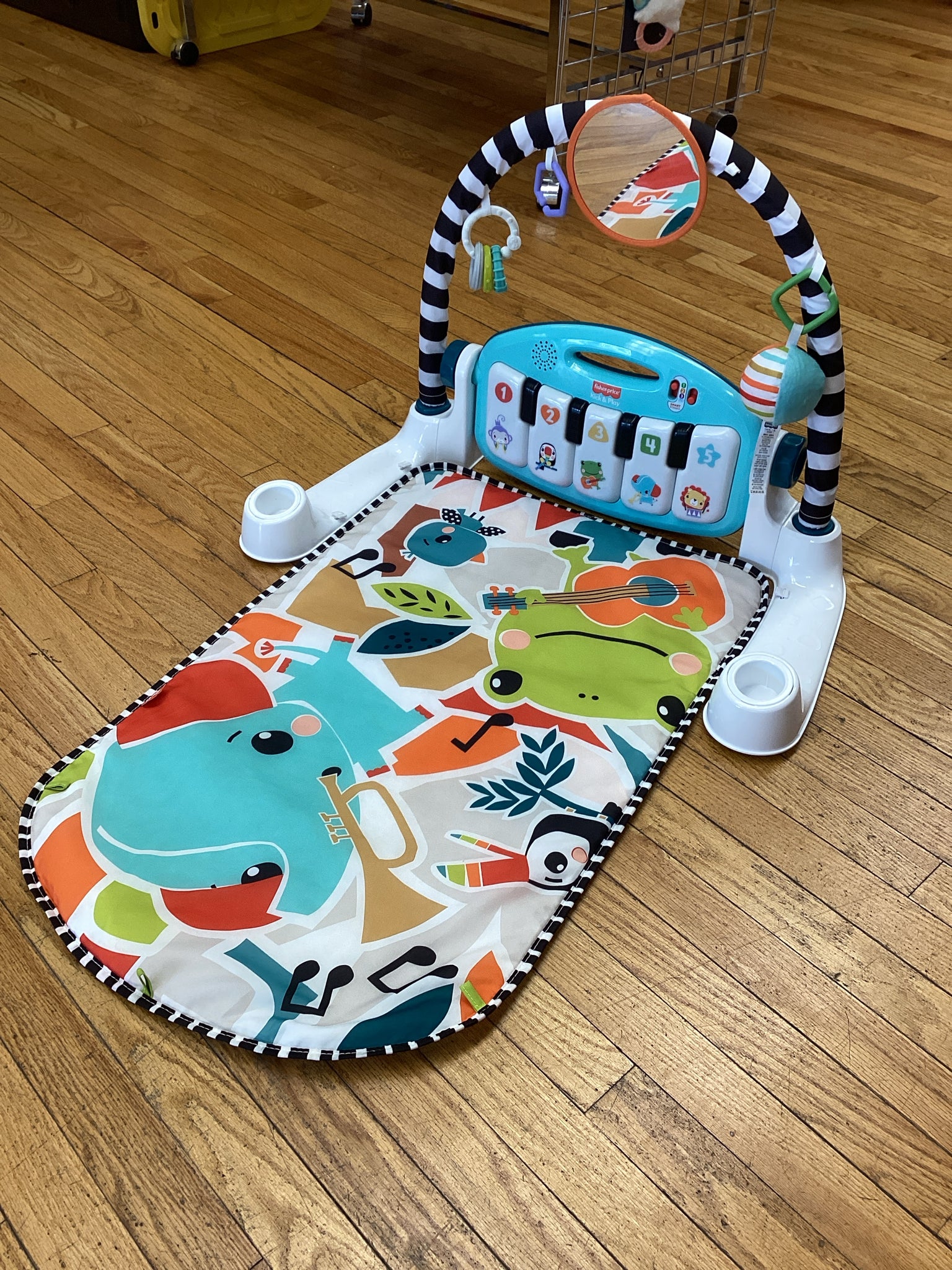 Fisher Price Deluxe Kick n' Play Piano Gym