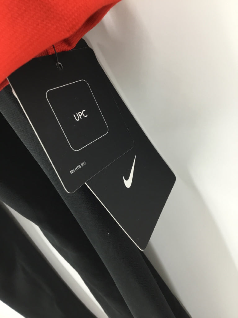 Nike Child Size 8 Red Solid Outfit - boys