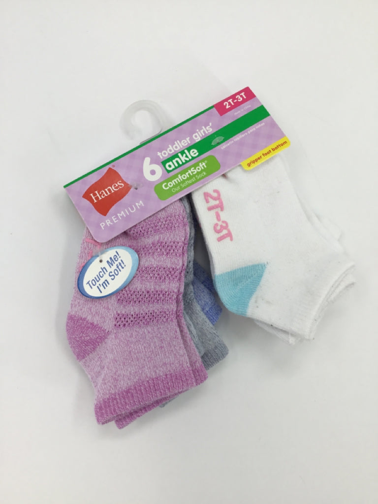 Hanes Child Size 2 Multi-Color Solid Socks - boys