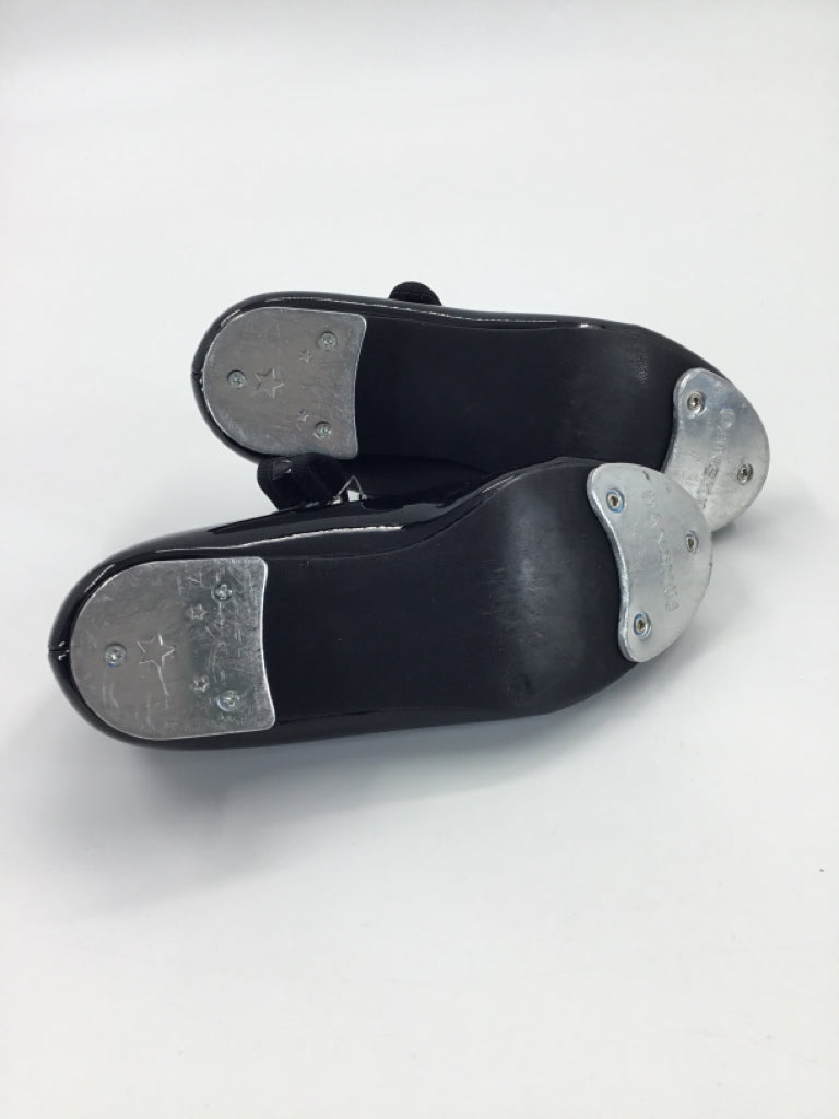 Danskin Child Size 10 Black Sport/Dance Shoes