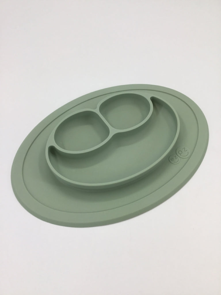EzPz Mini Mat Silicone Mat