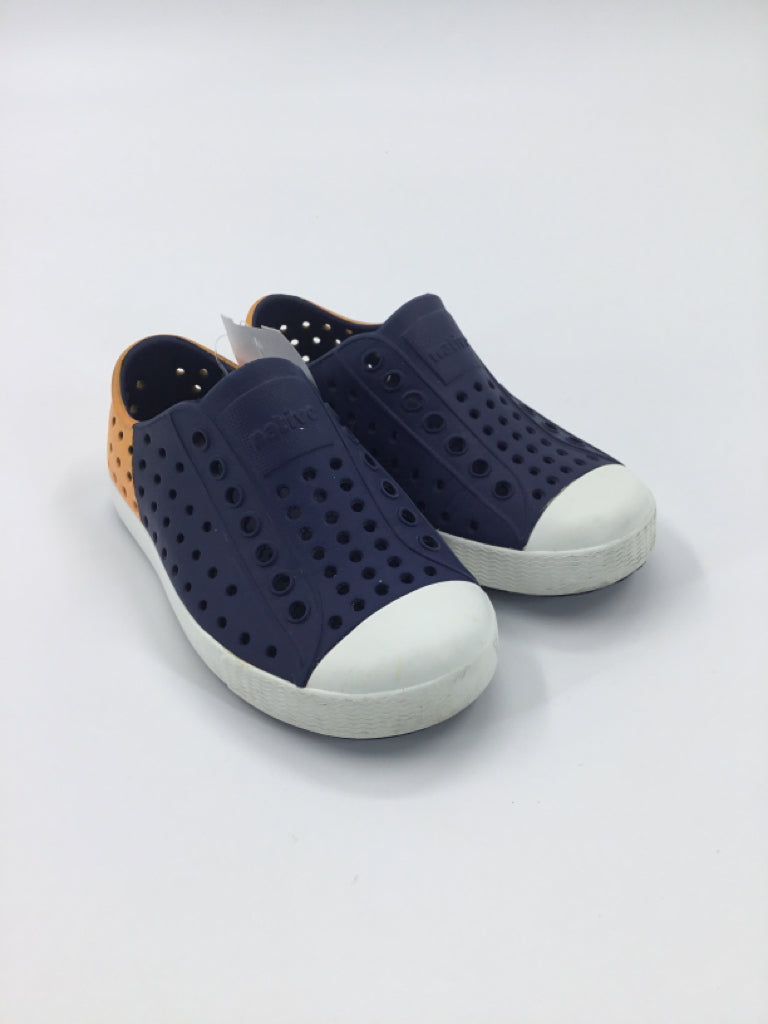 Native Child Size 8 Toddler Navy Sandals/Flip Flops
