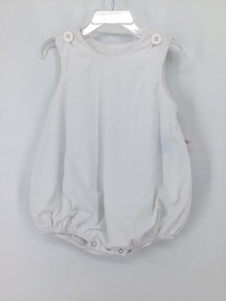 Remember Nguyen Child Size 18 Months White Solid Outfit - boys