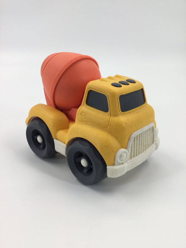 Yellow Cement Mixer Truck