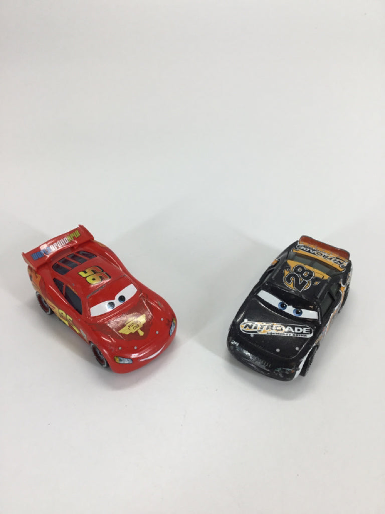 Disney Cars Lightning McQueen and Aiken Axlet (Nitroade #28) Die-cast Cars