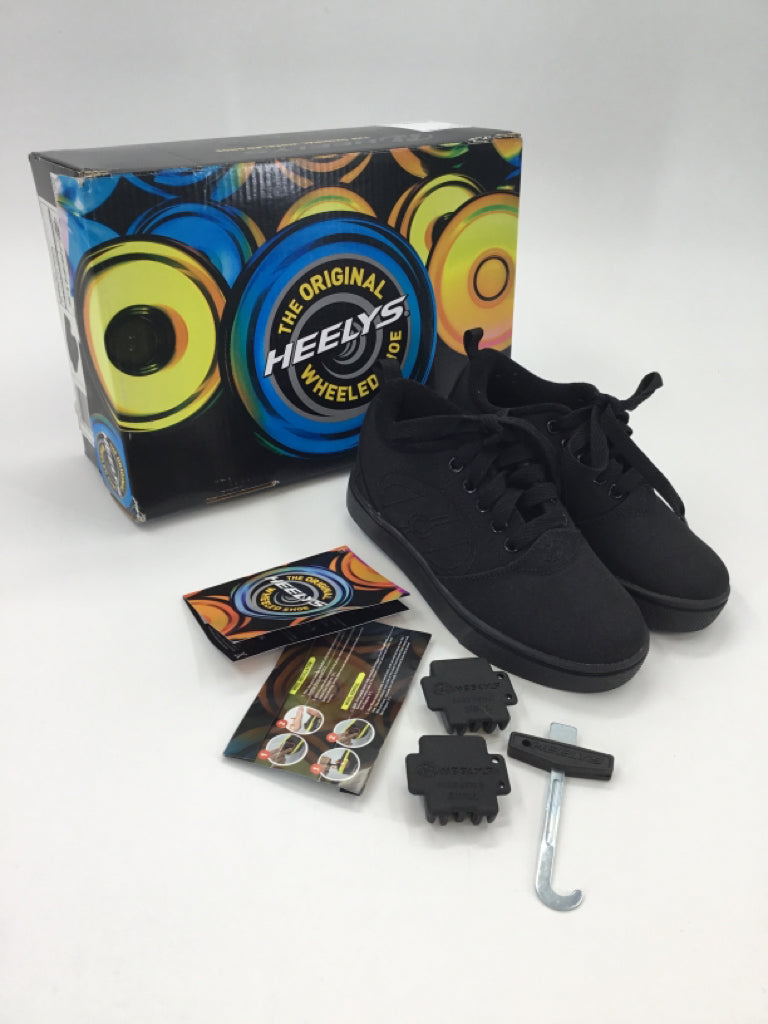 Heelys Child Size 13 Black Sport/Dance Shoes