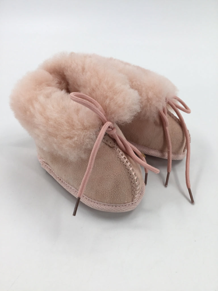 RJ's Fuzzies Child Size 2 Toddler Pink Slippers