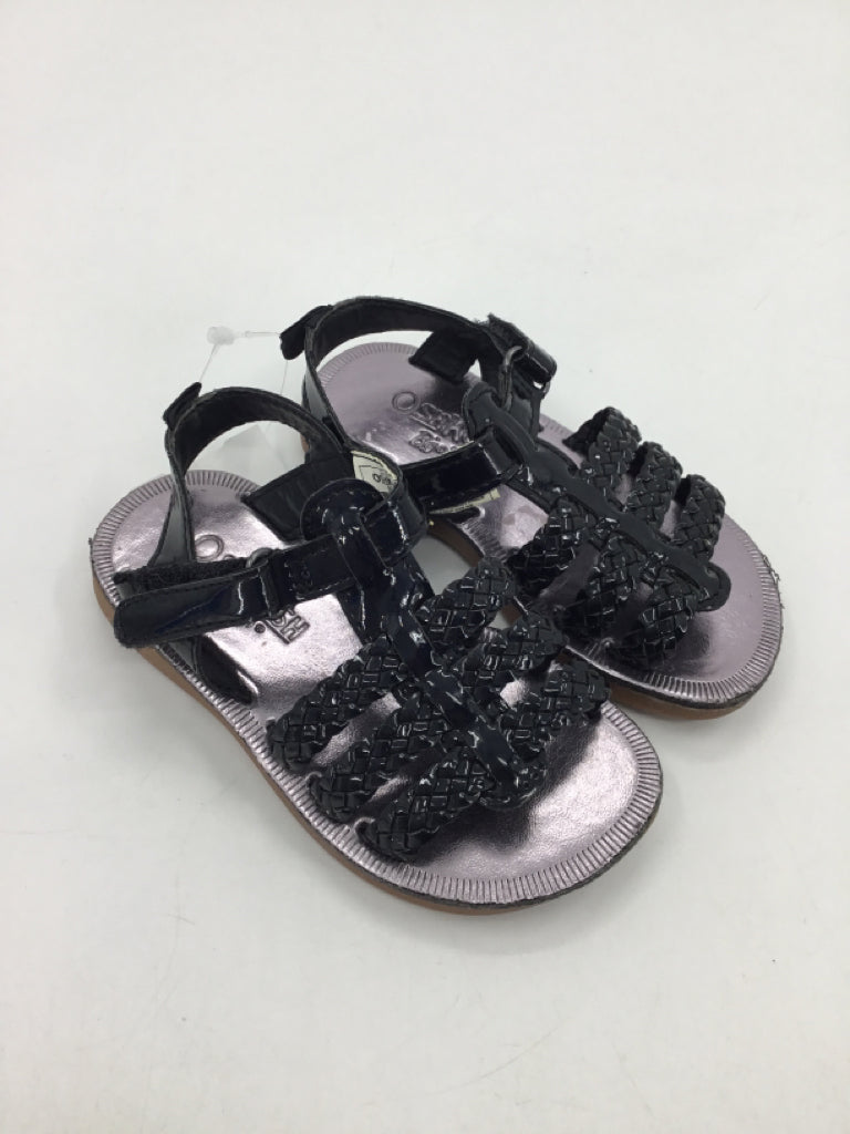 OshKosh B'gosh Child Size 6 Toddler Black Sandals/Flip Flops