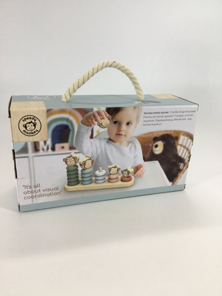 Speedy Monkey Monkey Family Stacker