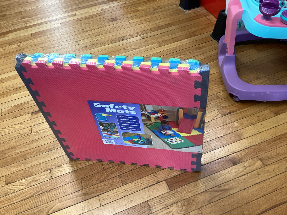 Multi-Color Interlocking Foam Floor Mats - 24 in x 24 in
