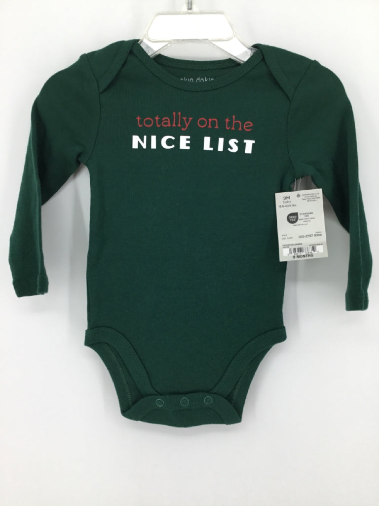 okie dokie Child Size 9 Months Green Christmas Onesie