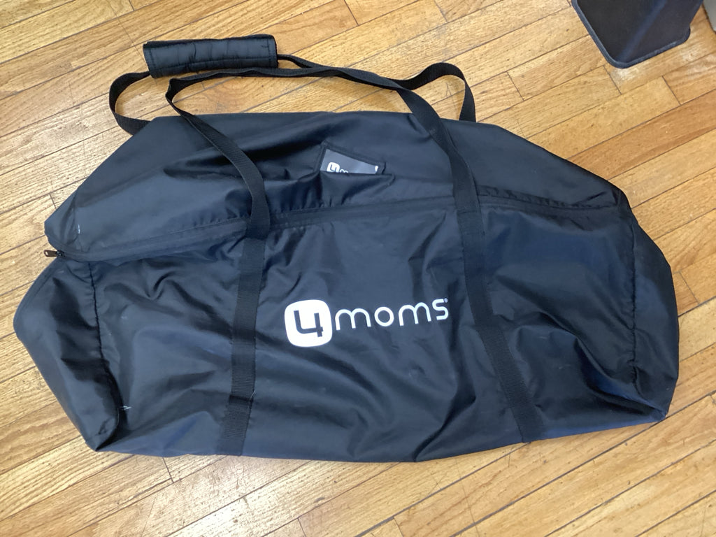 4moms Breeze with bassinet