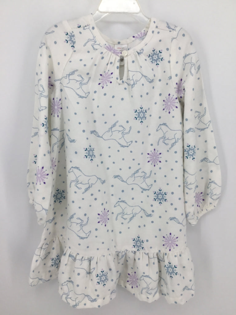 Hanna Andersson + Disney Child Size 5 White Pajamas - girls