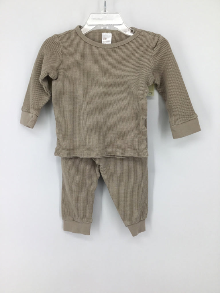 H & M Child Size 18 Months Tan Solid Outfit - boys