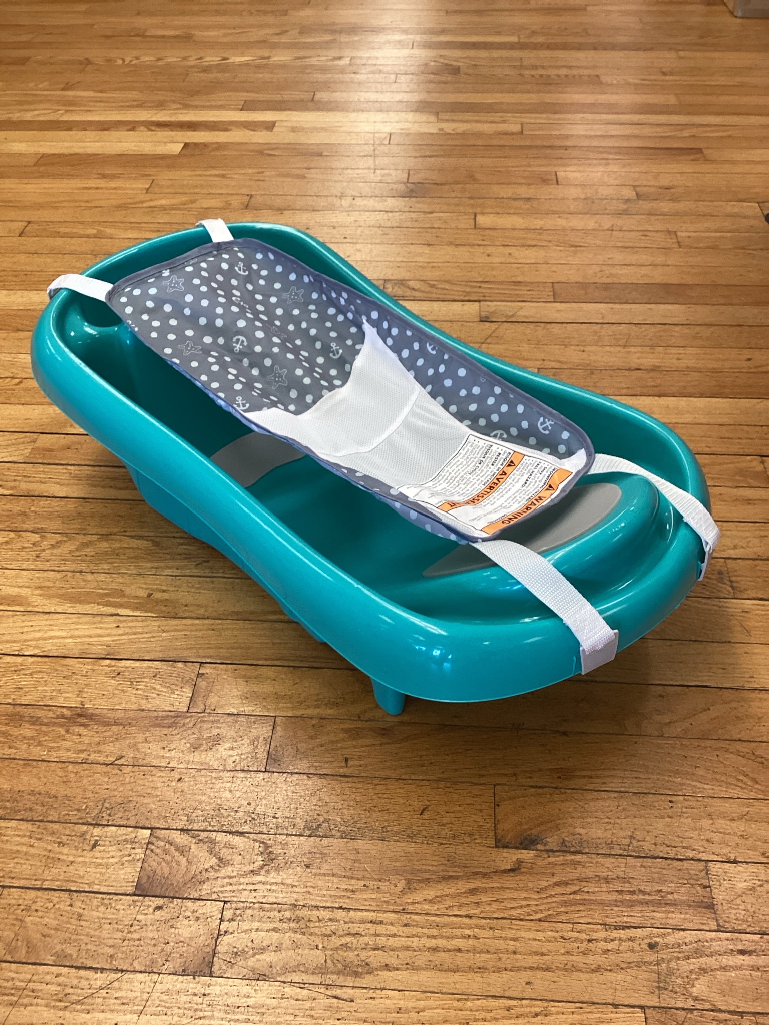 The First Years Sure Comfort Bath Tub