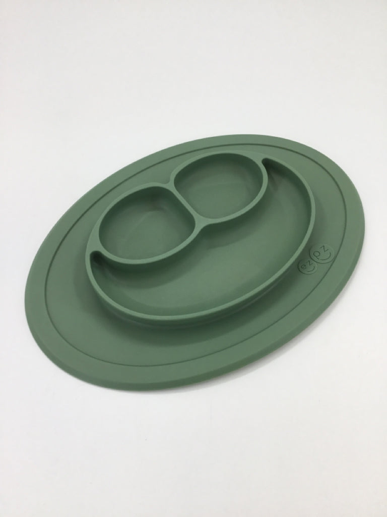 EzPz Mini Mat Silicone Mat