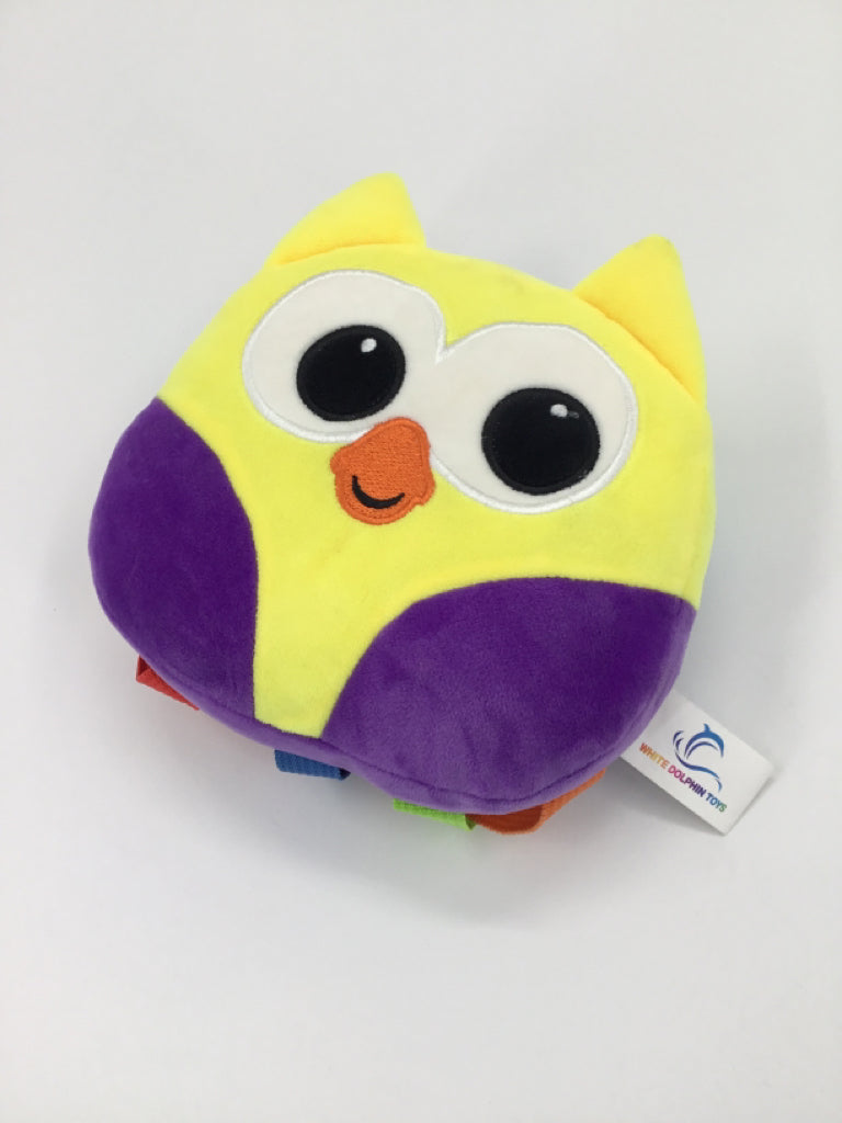 White Dolphin Toys Owl Buckle Toy
